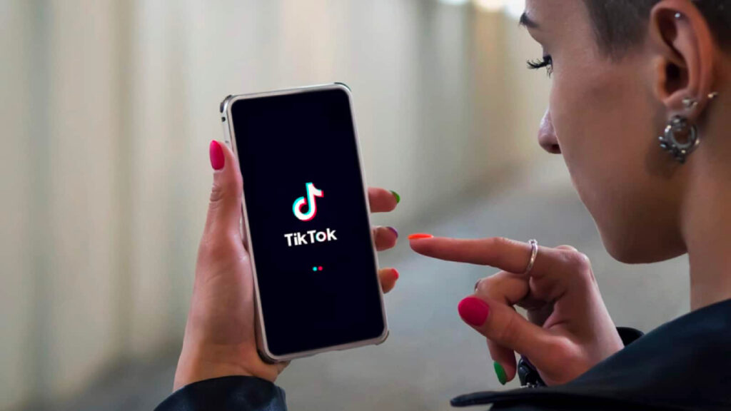 TikTok Taslaklarını Kamera Rulosuna Nasıl Kaydedilir?