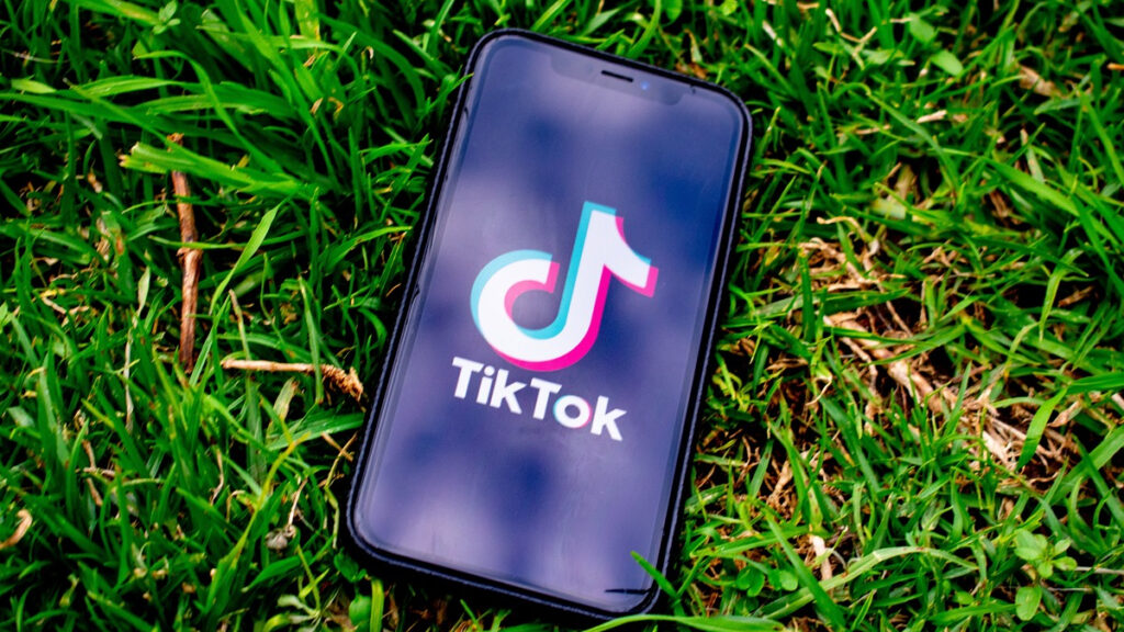 TikTok Taslaklarını Kamera Rulosuna Nasıl Kaydedilir?